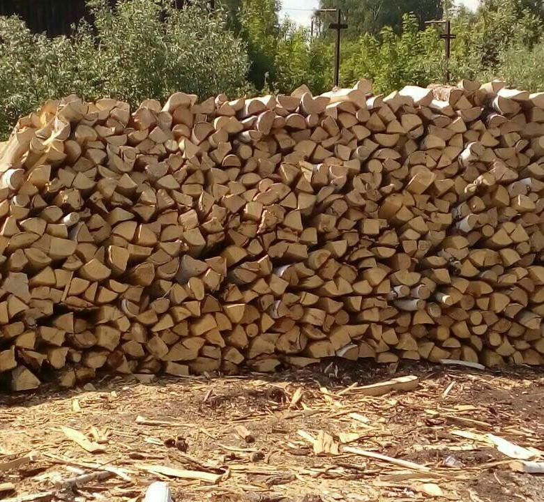 10 кубометров дров. Дрова. Куб дров. 10 Кубов дров. Дрова берёзовые колотые.
